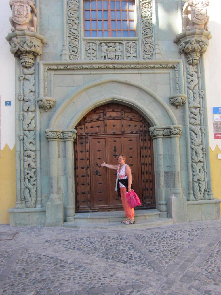 2011 02 15 - Gran Canaria (77) Her er døren til Casa Colón der Columbus etter sigende overnattet natten før en av reisene til Sør-Amerika.